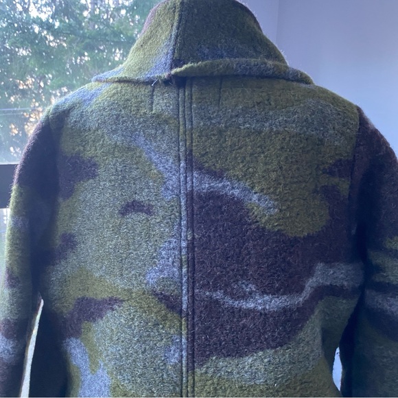 Wool green Jacket - Picture 2 of 9